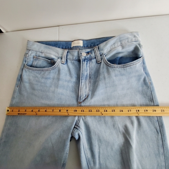 Favorite Daughter Mid-Rise Boyfriend Jeans Size 30 Distressed Light Wash Denim - Picture 9 of 15